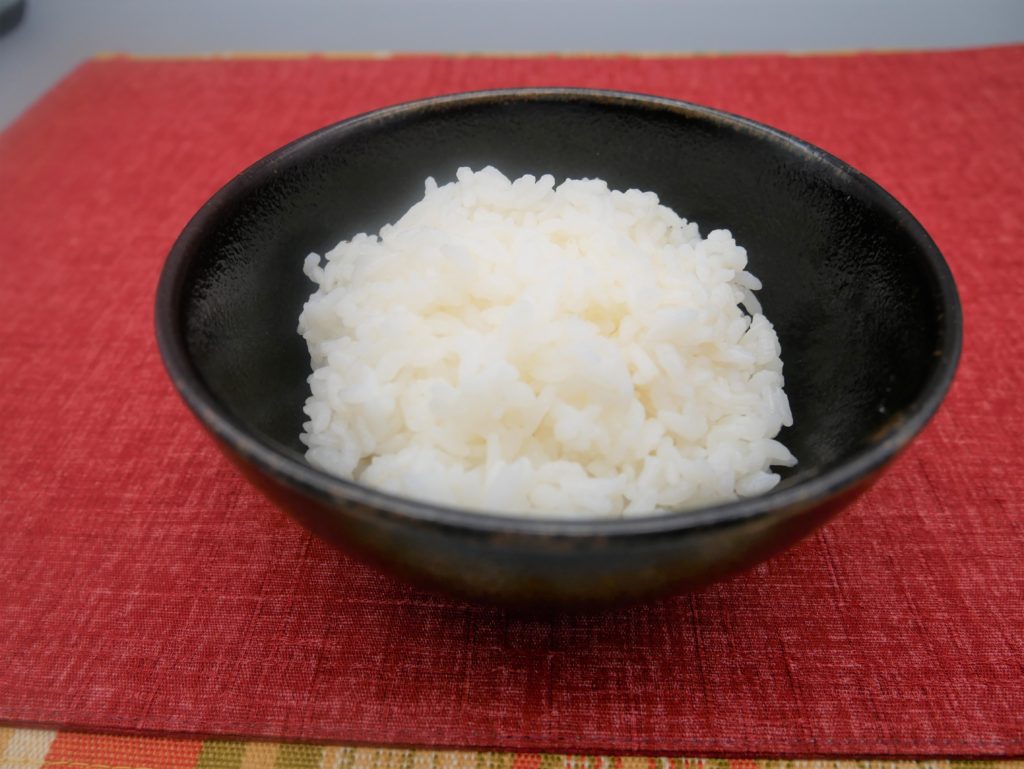 社食惣菜の食べ合せ「タニタの金芽米」